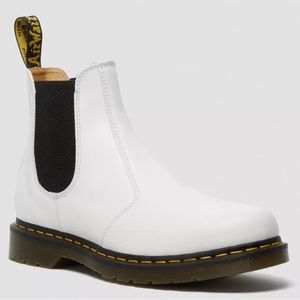 2976 Yellow Stitch Smooth Leather Chelsea Boots Doc Martens